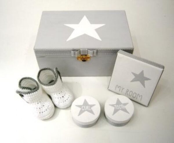 Personalized Newborn gift set Gray Star NBG055