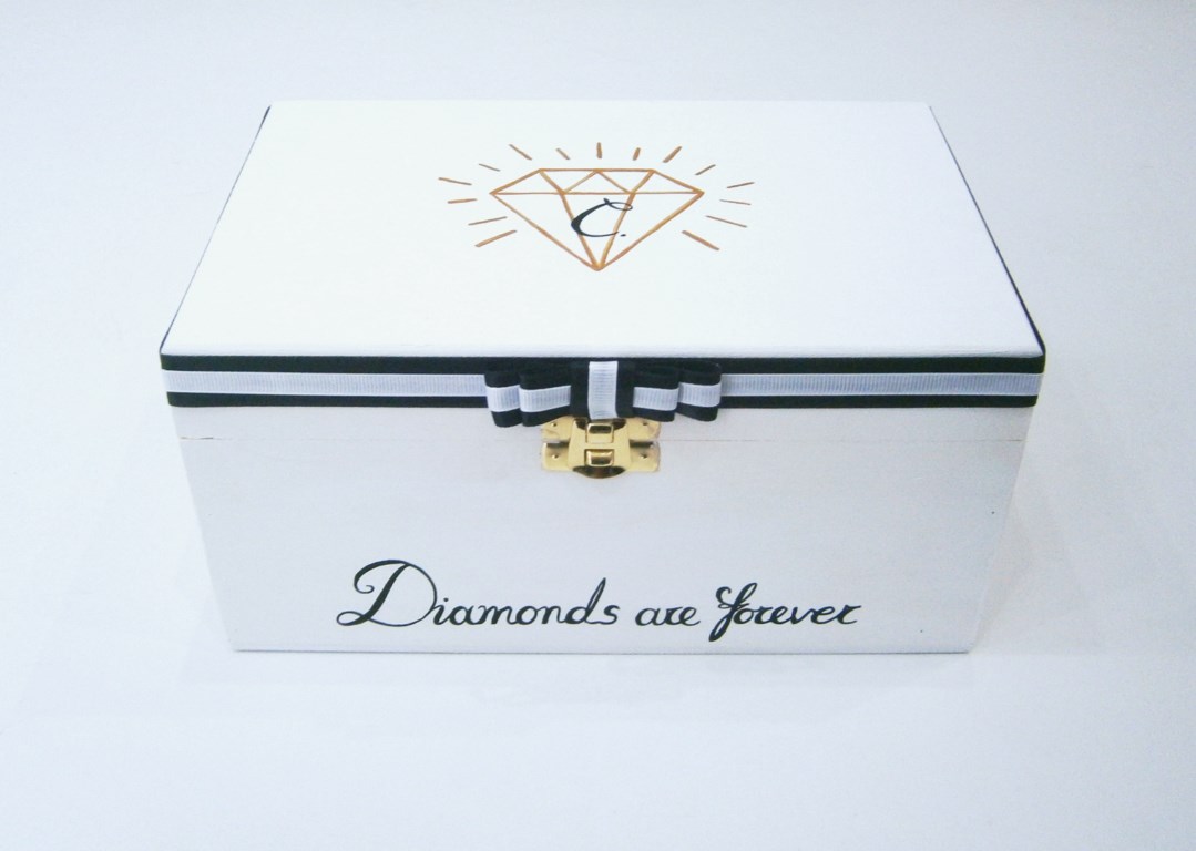 Memory box Diamonds DZK036