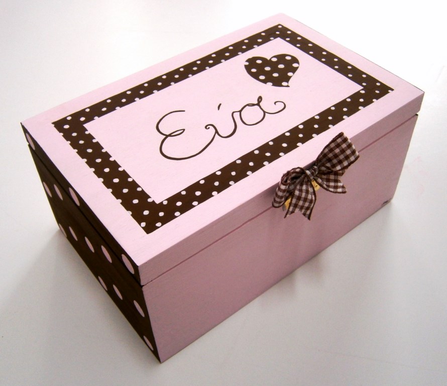 Ζωγραφιστό κουτί με όνομα καφέ ροζ DZK029