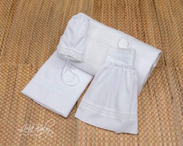 Christening sheets & Underwear for baby girls  «Swan»1324