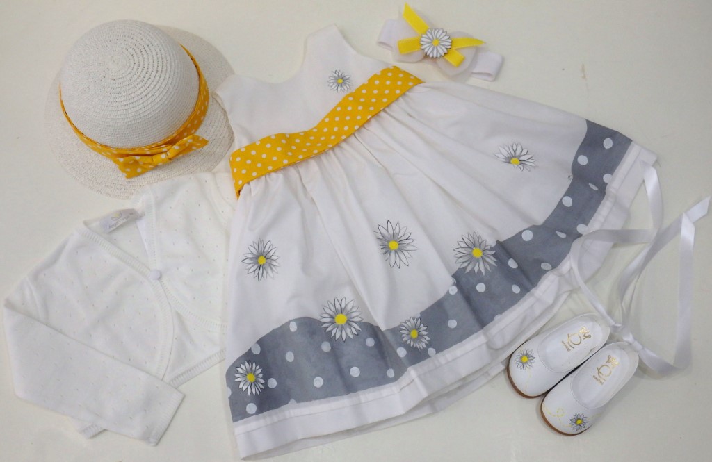 Hand painted baptism dress and shoes set Daisies BD095