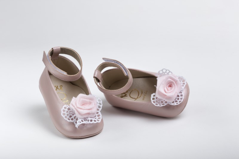 Handmade baptism hug shoes for newborn girls A2201P