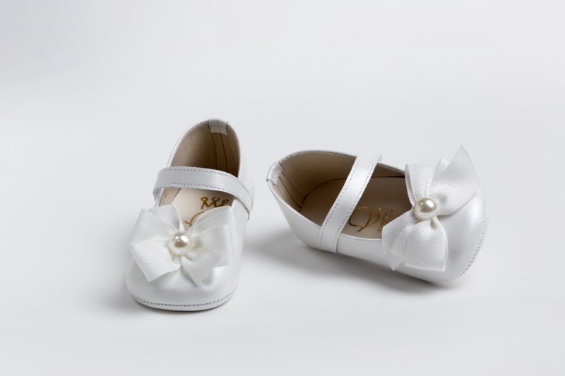 Handmade baptism hug shoes for newborn baby girls K2205E